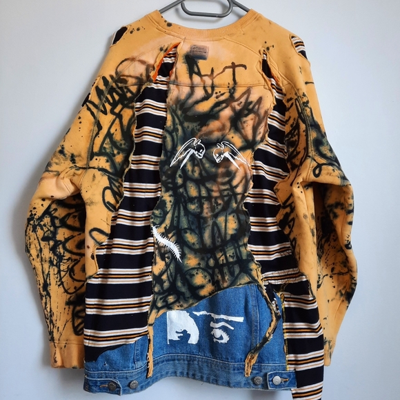 [SOLD]'𝘊𝘢𝘯𝘢𝘳𝘺' 𝘾𝙤𝙡𝙪𝙢𝙗𝙞𝙖 Crewneck Sweater by 𝙎𝙖𝙞𝙣𝙩 𝙔𝙖𝙢𝙨 🦜 - Picture 2 of 8